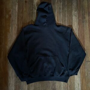 Russel Athletic Youth Black Hoodie. Medium. Soft cotton.